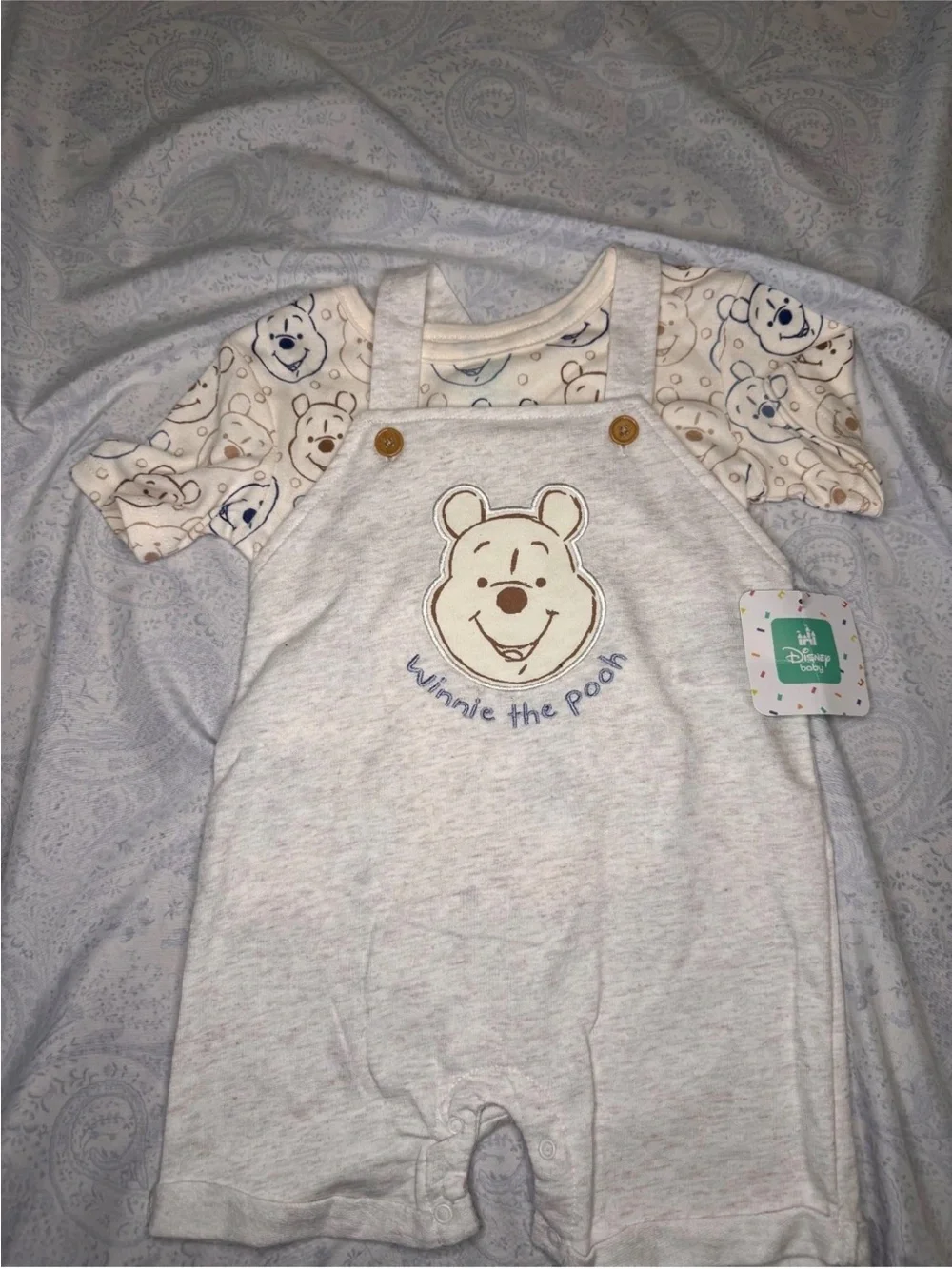 Disney Winnie the Pooh Gray Shorts Romper & Cream tee Pooh Faces. NO HANGER